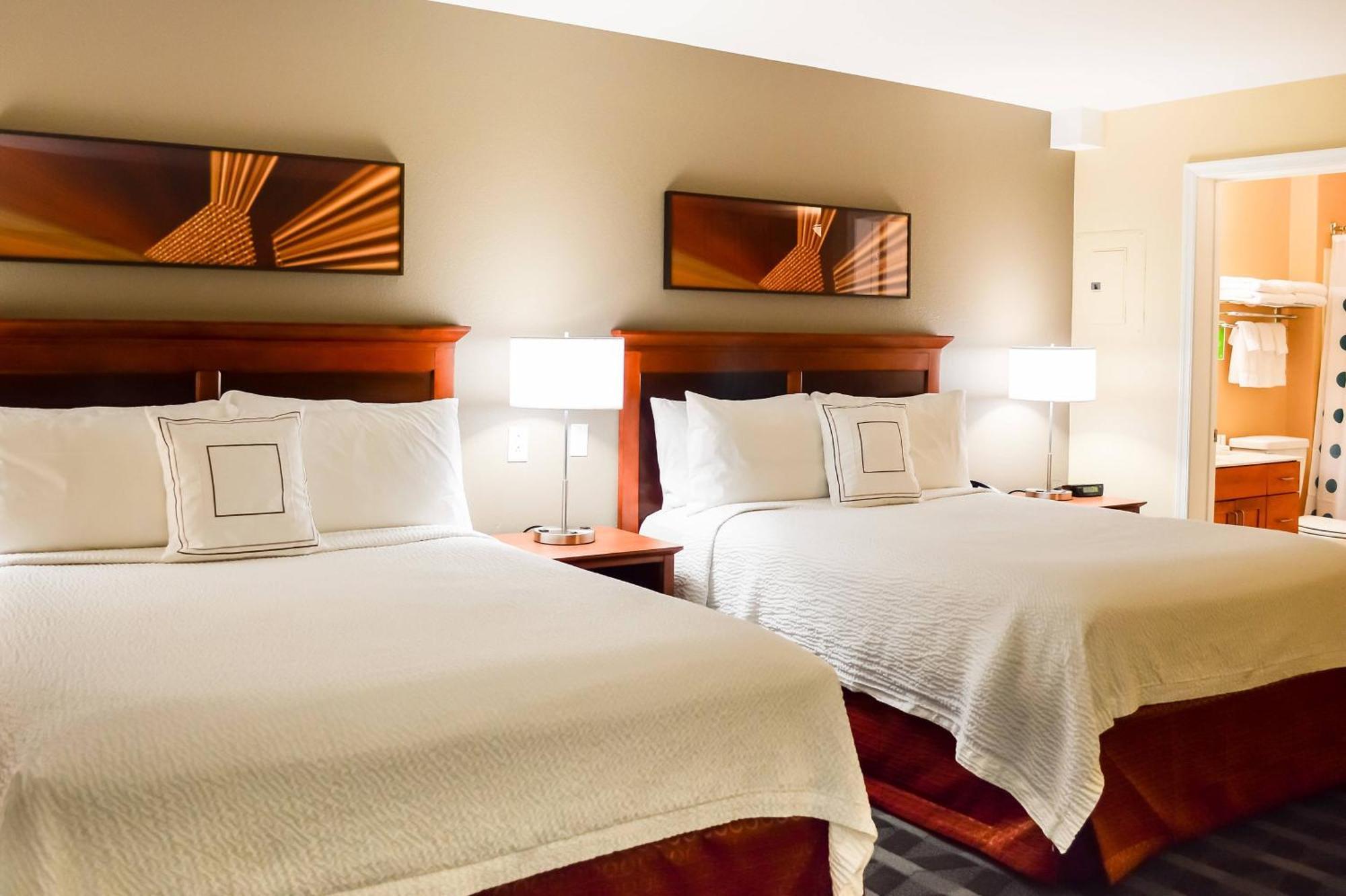 Towneplace Suites סטפורד מראה חיצוני תמונה